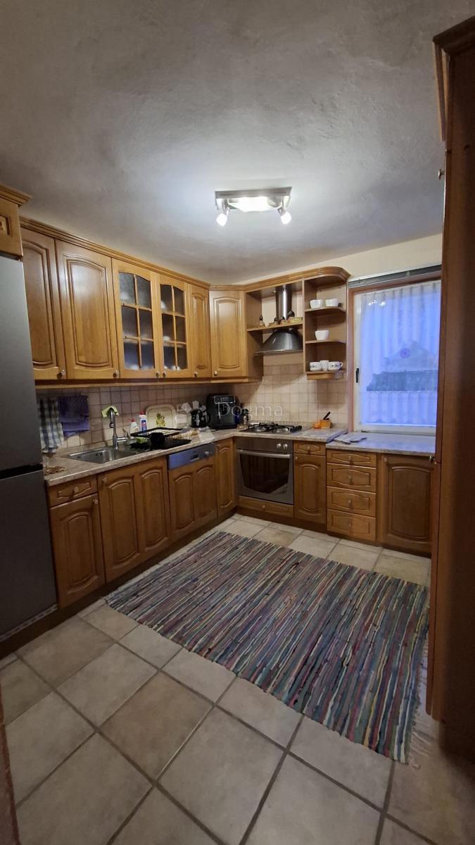 Hiša Posedarje, 500m2