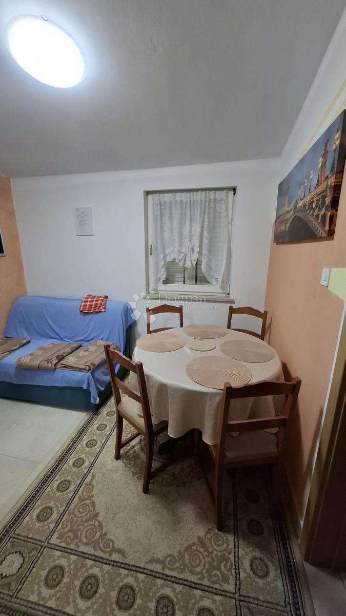 Hiša Posedarje, 500m2