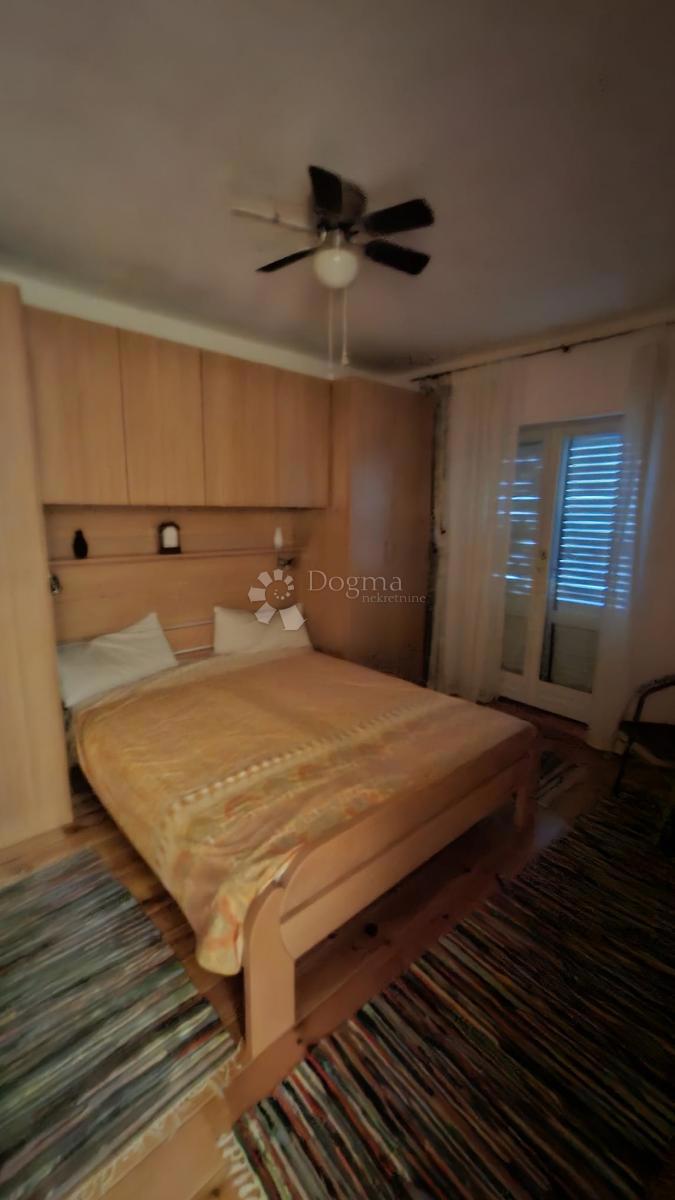 Hiša Posedarje, 500m2