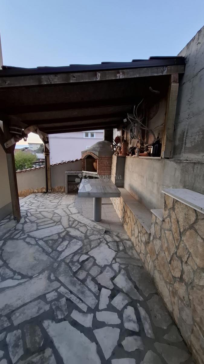 Hiša Posedarje, 500m2