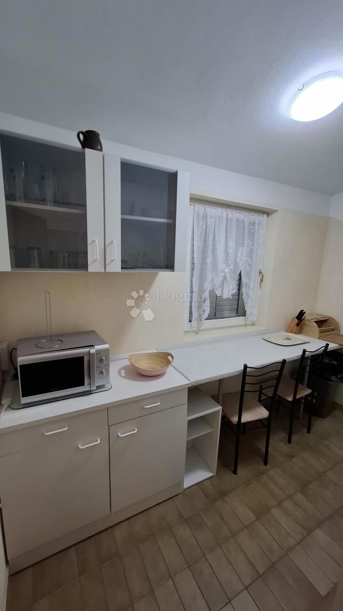 Hiša Posedarje, 500m2