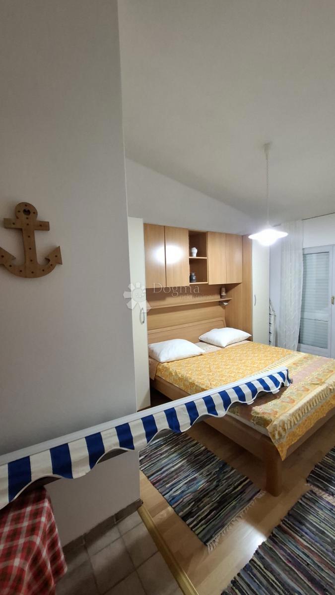 Hiša Posedarje, 500m2