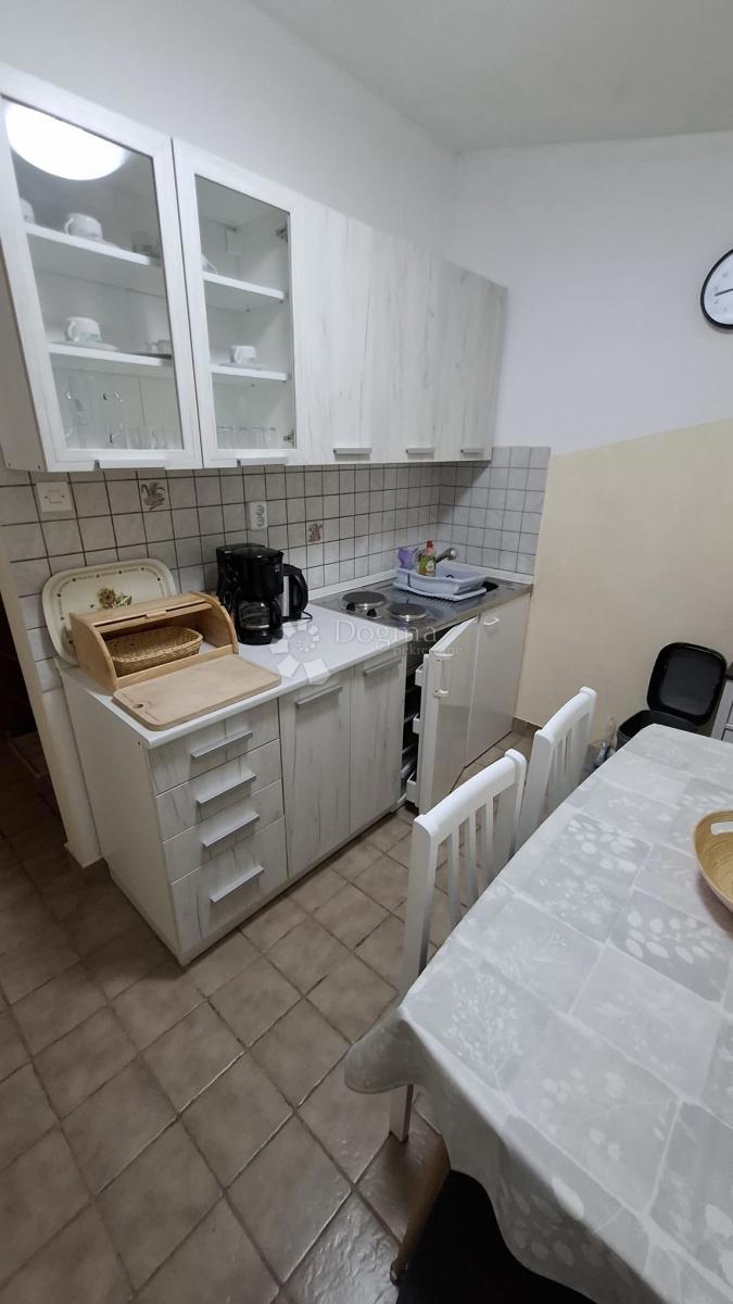 Hiša Posedarje, 500m2