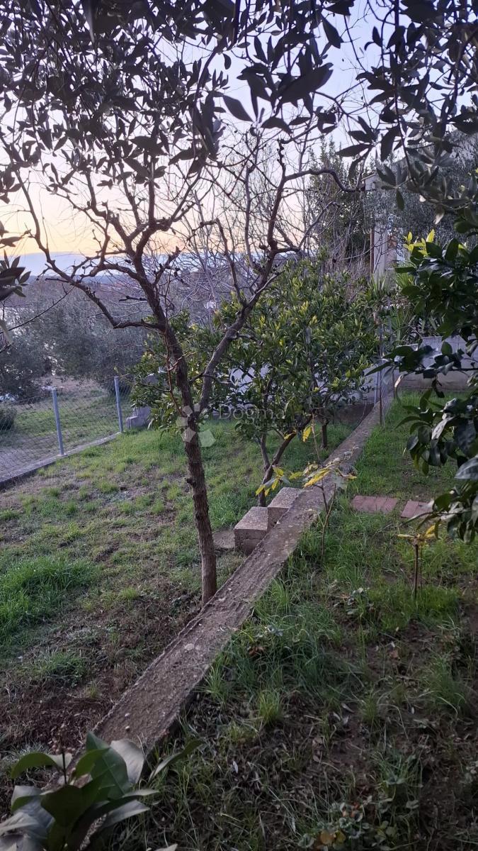 Hiša Posedarje, 500m2