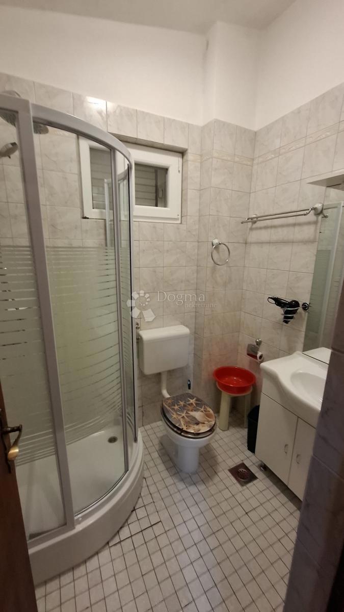 Hiša Posedarje, 500m2