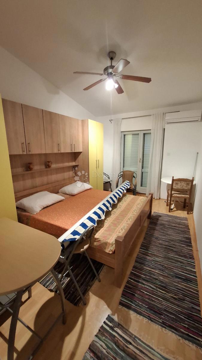 Hiša Posedarje, 500m2