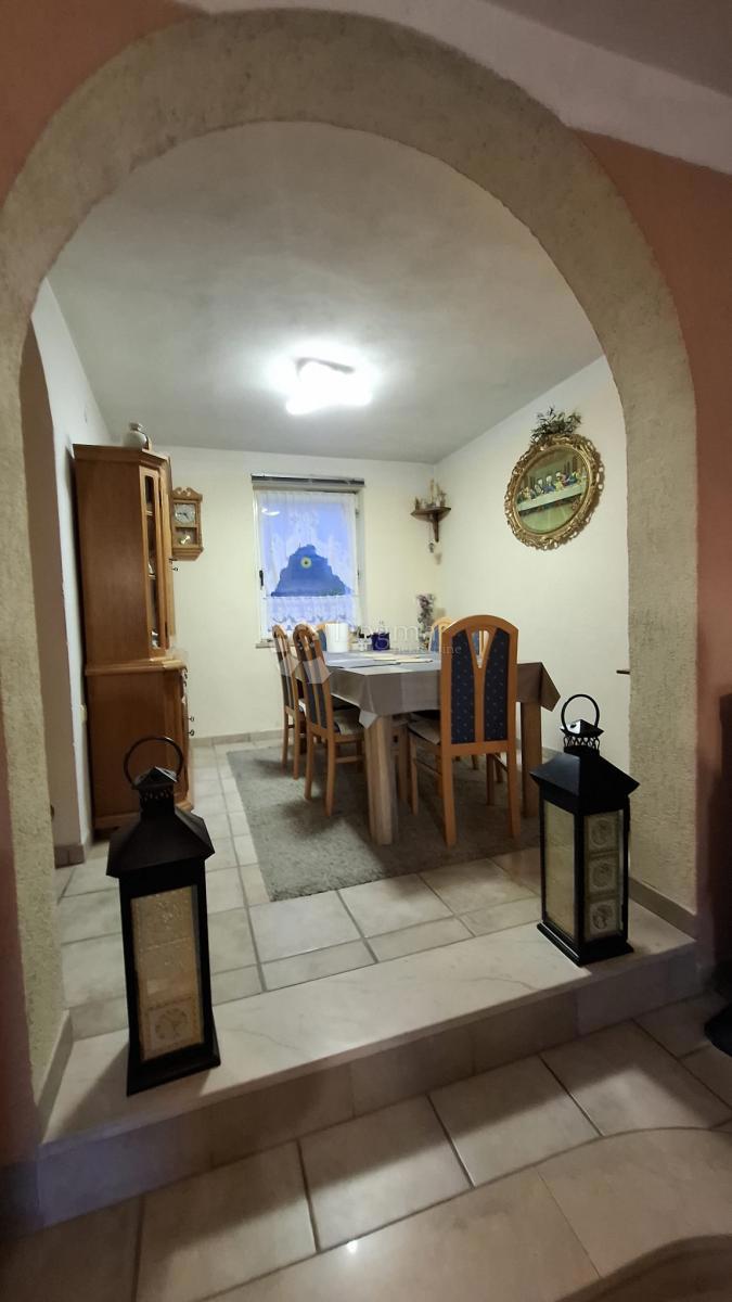 Hiša Posedarje, 500m2