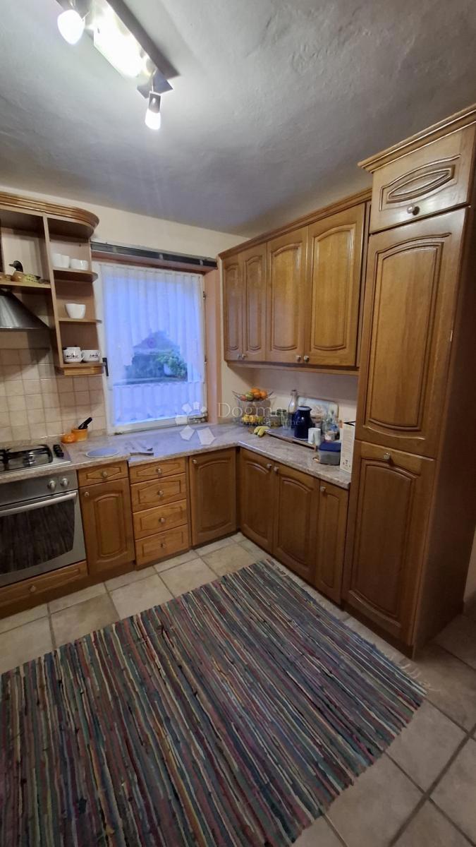 Hiša Posedarje, 500m2