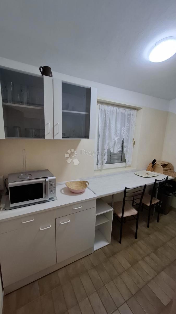 Hiša Posedarje, 500m2