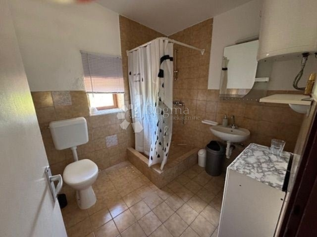 Hiša Ražanac, 107m2