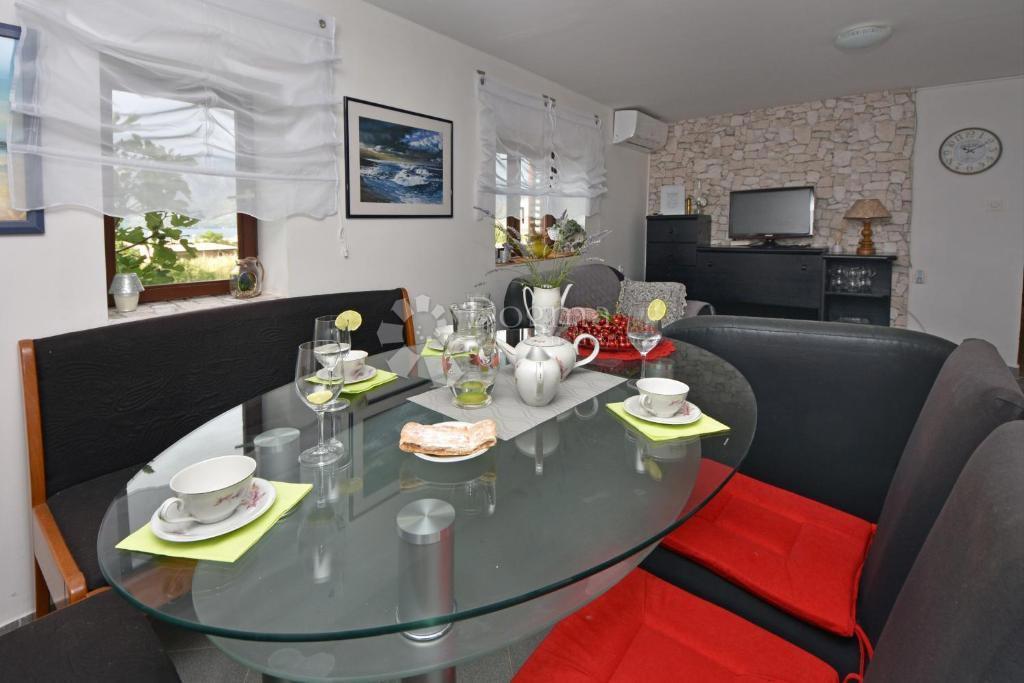 Hiša Ražanac, 107m2