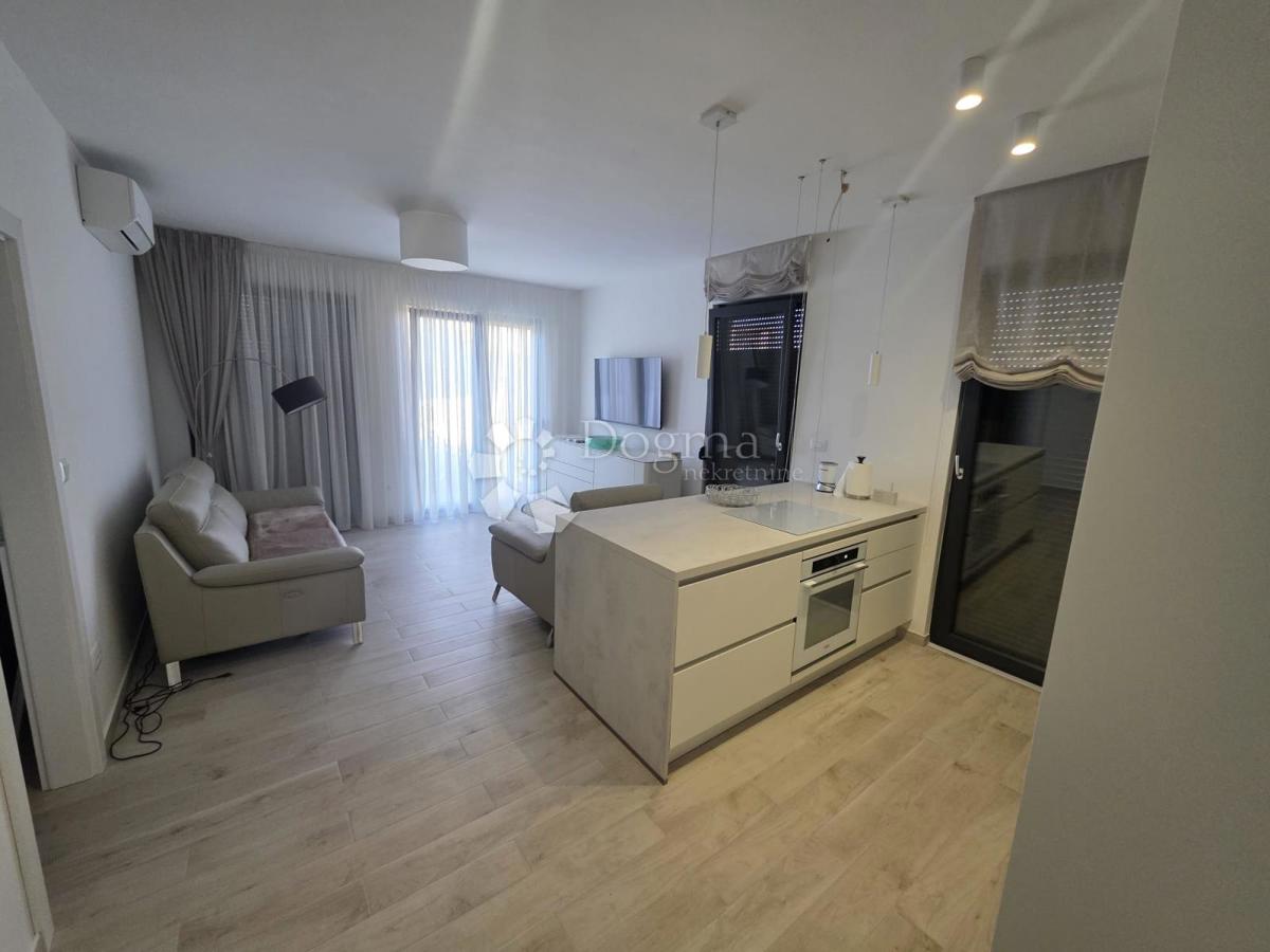 Stanovanje Rogoznica, 54,25m2