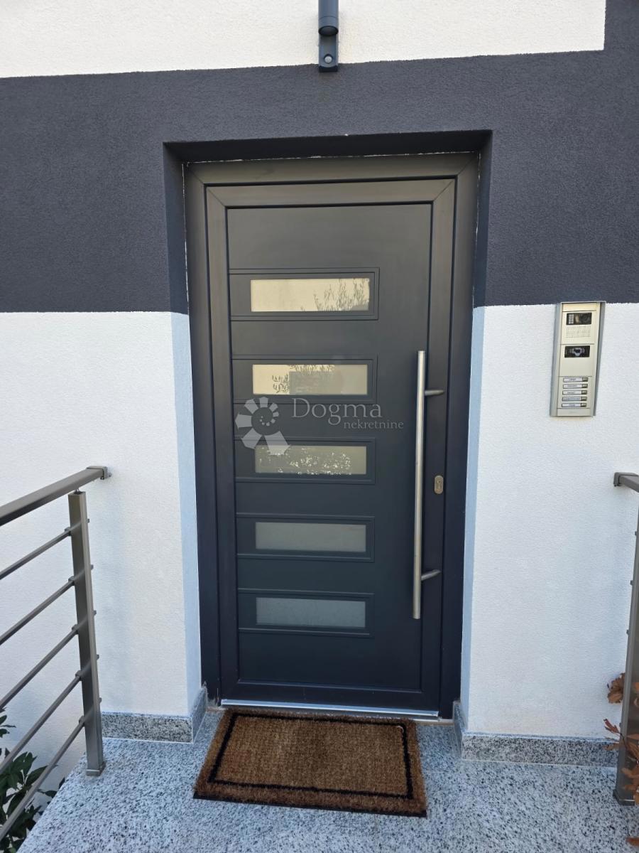 Stanovanje Rogoznica, 54,25m2