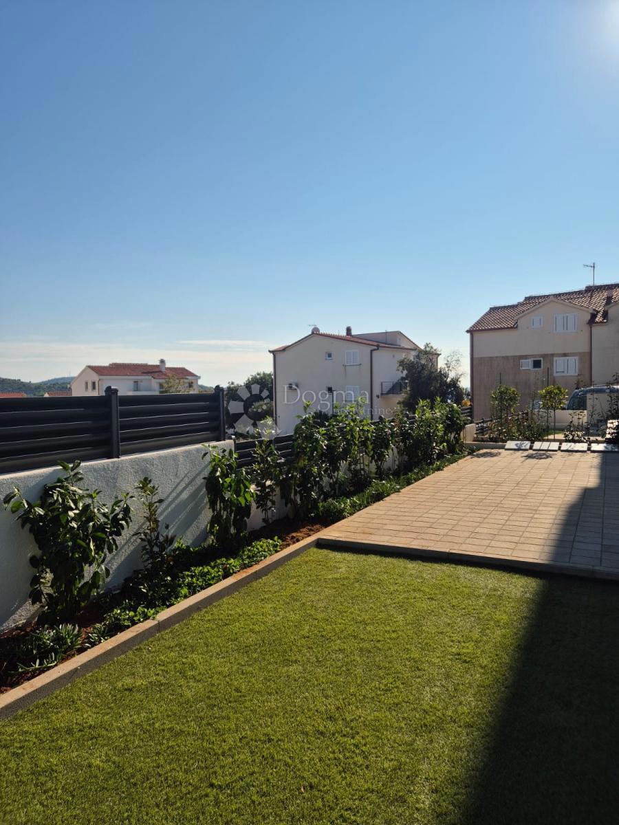 Stanovanje Rogoznica, 54,25m2