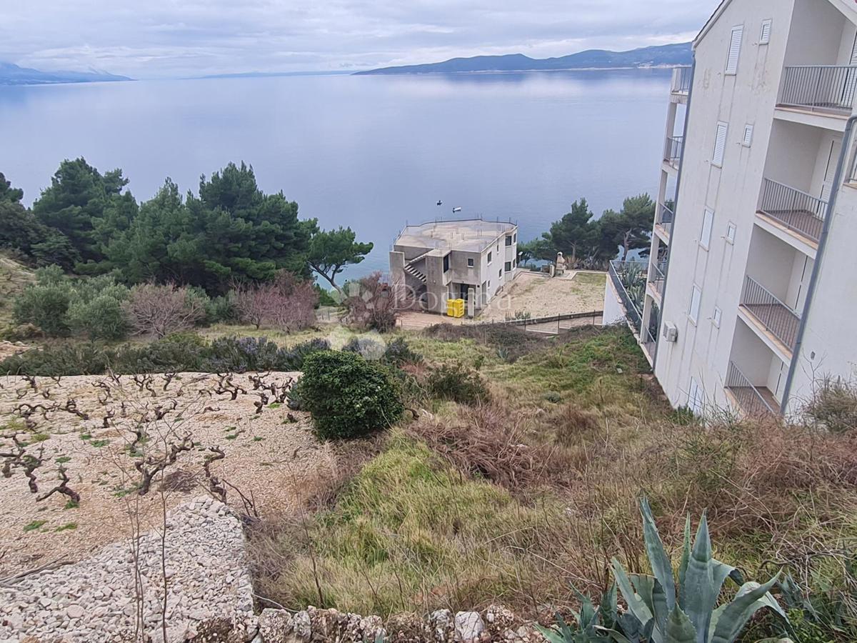 Zazidljivo zemljišče Marušići, Omiš, 882m2