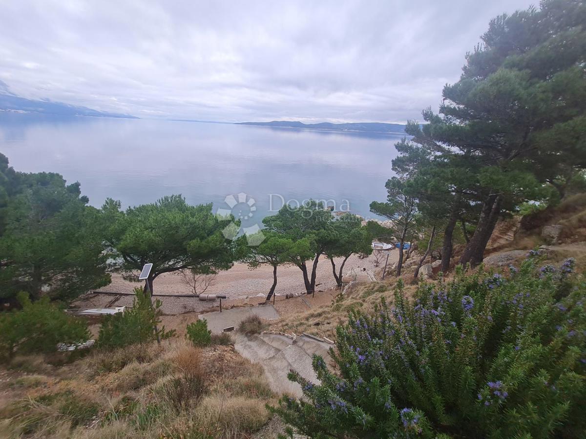 Zazidljivo zemljišče Marušići, Omiš, 882m2