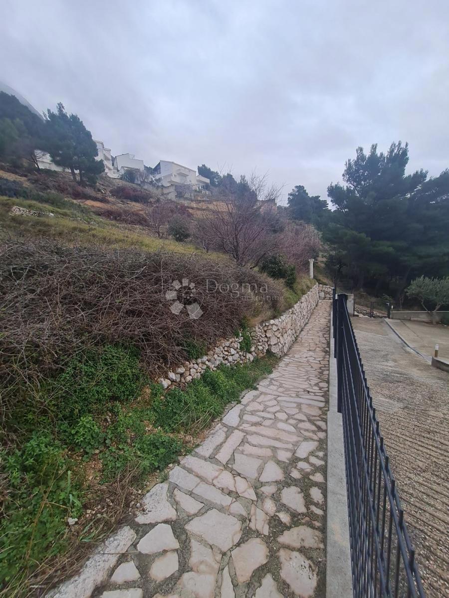 Zazidljivo zemljišče Marušići, Omiš, 882m2