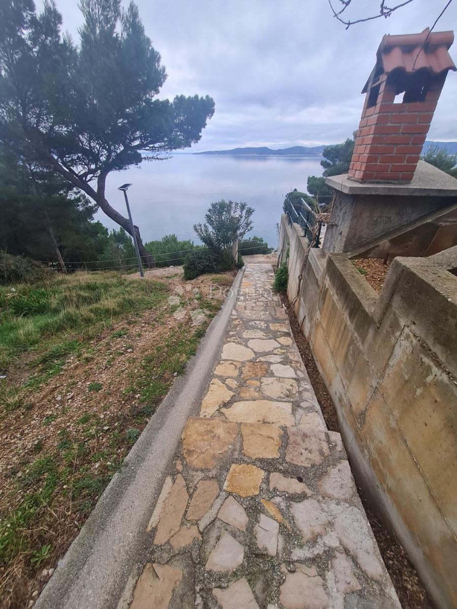 Zazidljivo zemljišče Marušići, Omiš, 882m2