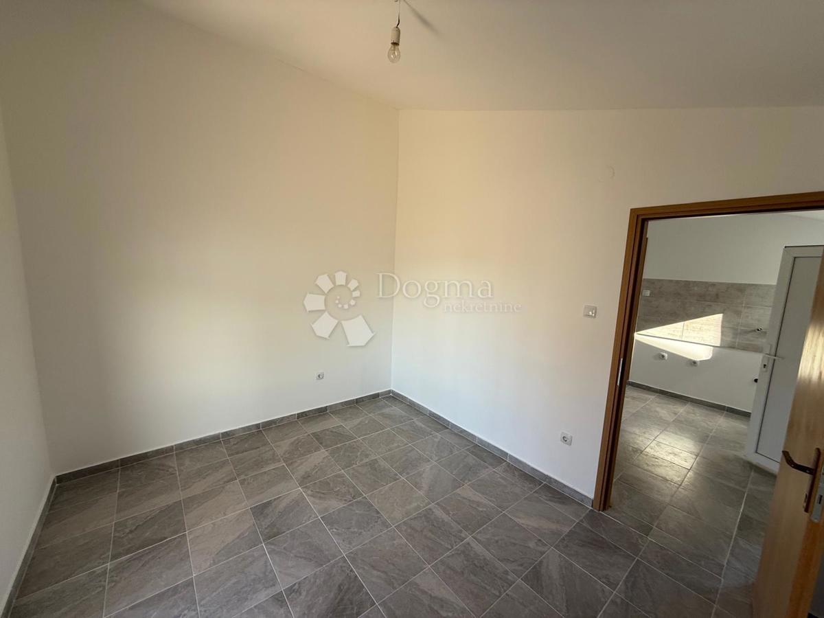 Apartma Karlobag, 61m2