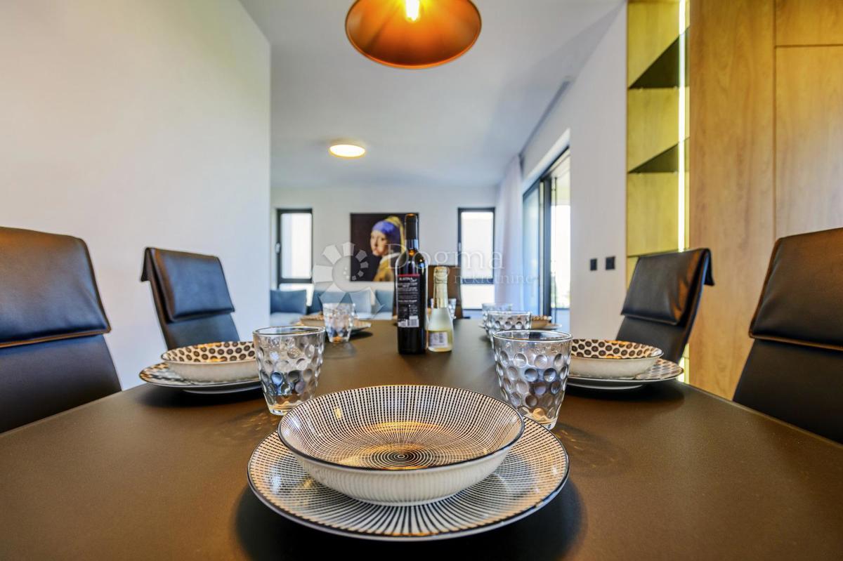 Stanovanje Petrčane, Zadar - Okolica, 89,40m2