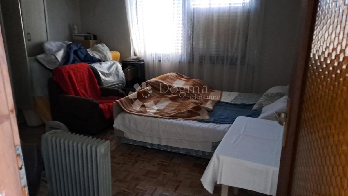 Hiša Zeleni brijeg, Sisak, 257m2