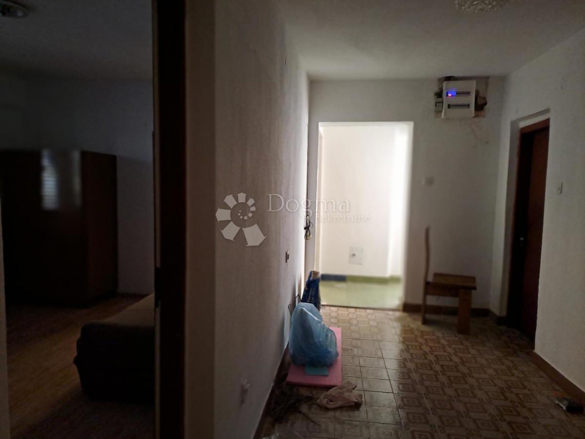 Hiša Zeleni brijeg, Sisak, 257m2