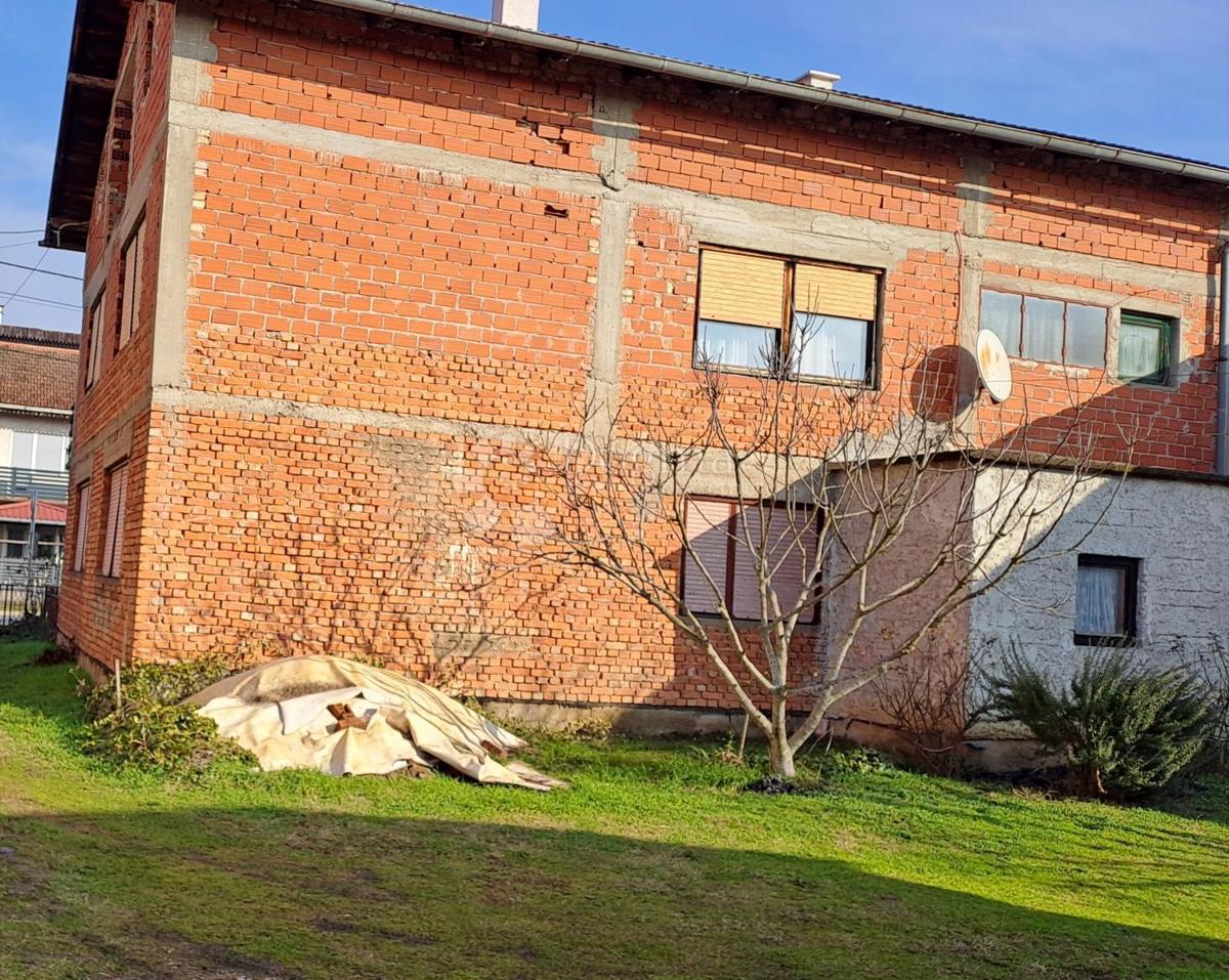 Hiša Zeleni brijeg, Sisak, 257m2