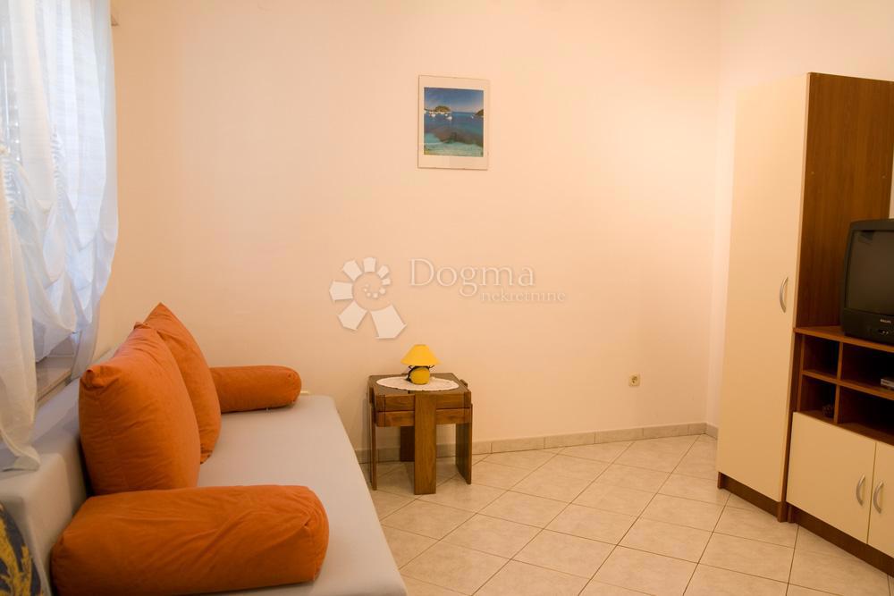 Stanovanje Arbanija, Trogir - Okolica, 100m2