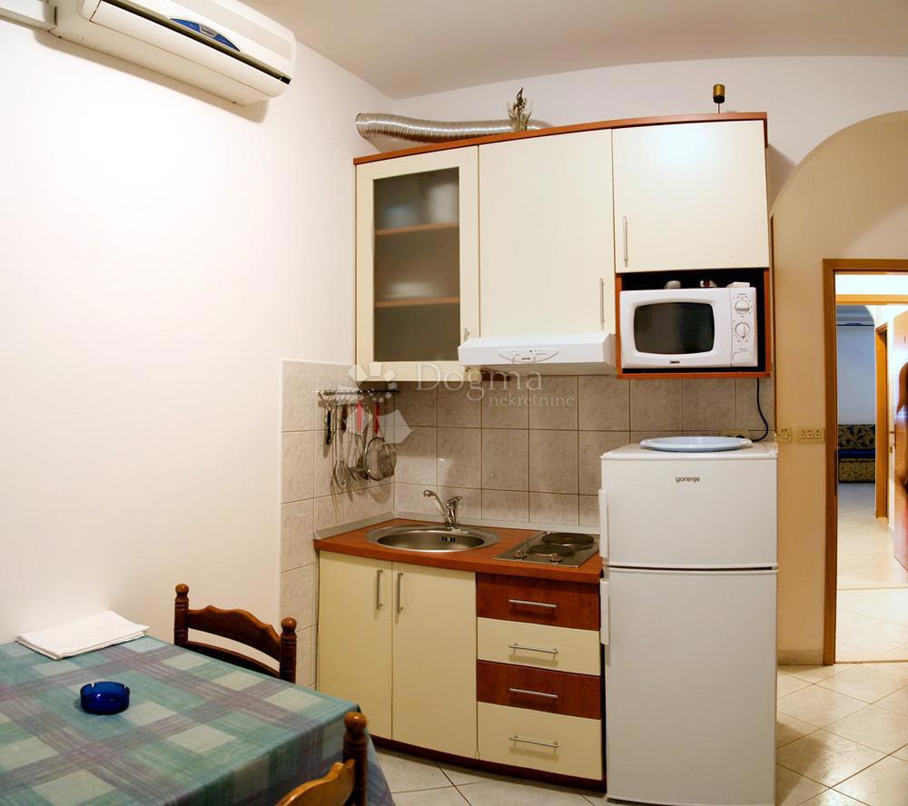 Stanovanje Arbanija, Trogir - Okolica, 100m2