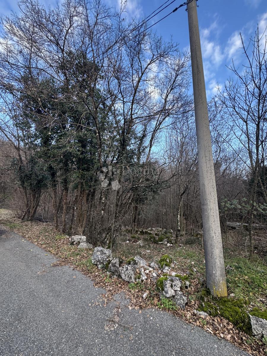 Zazidljivo zemljišče Marinići, Viškovo, 2.943m2