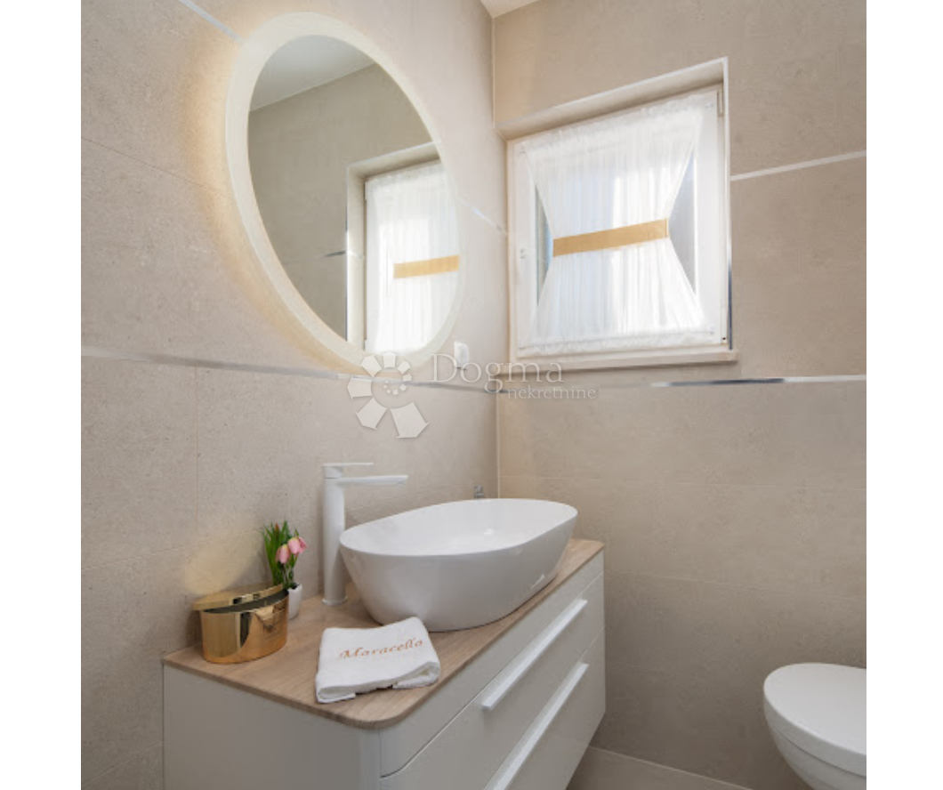 Stanovanje Marina, 67m2