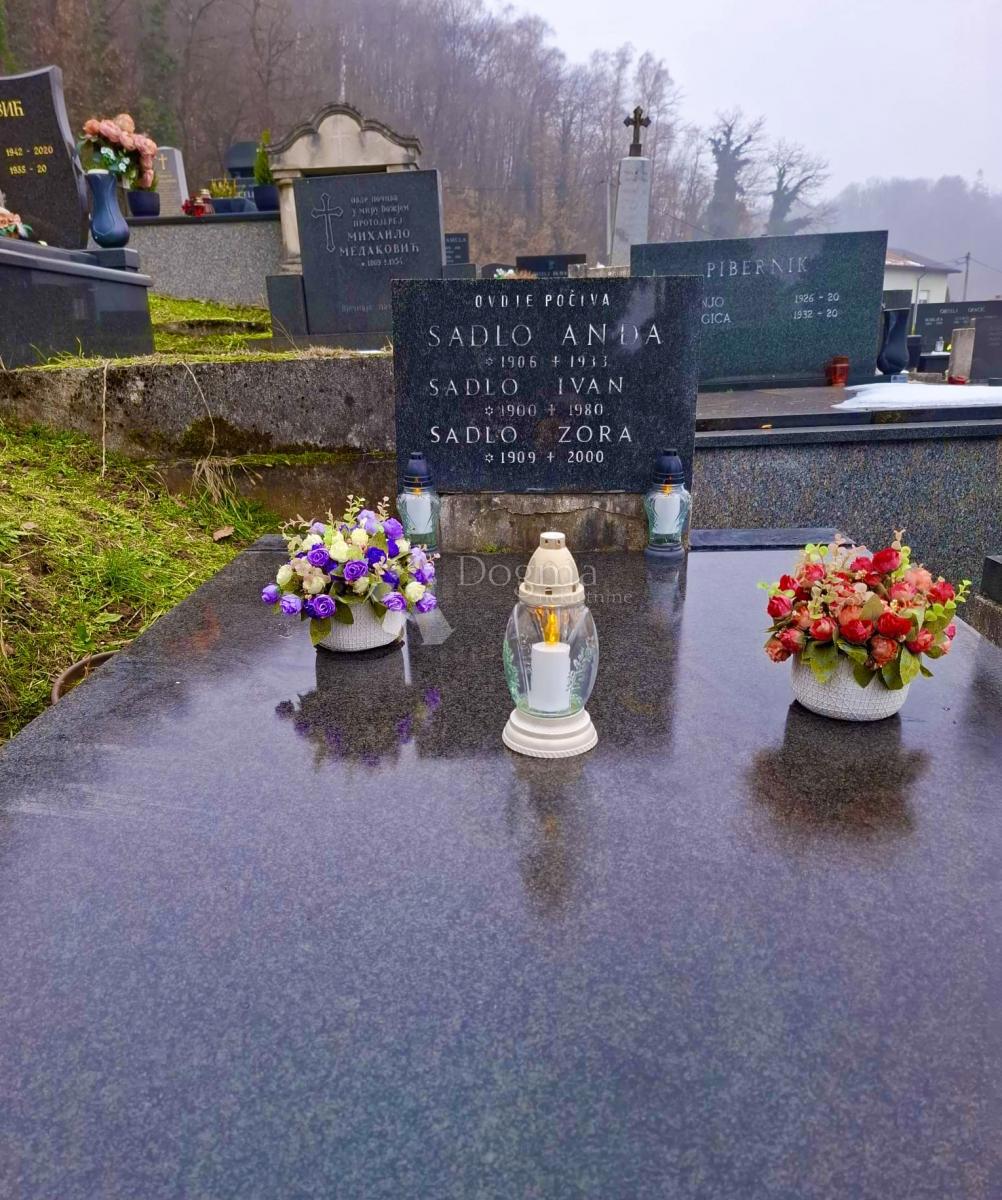 Grobnica Dubovac, Karlovac, 4m2