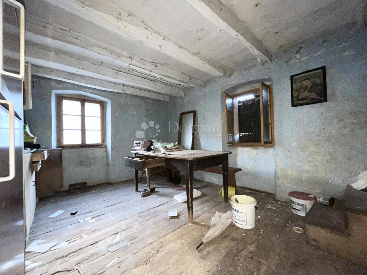 Hiša Buje, Buje, Buje, Istarska županija, 80m2