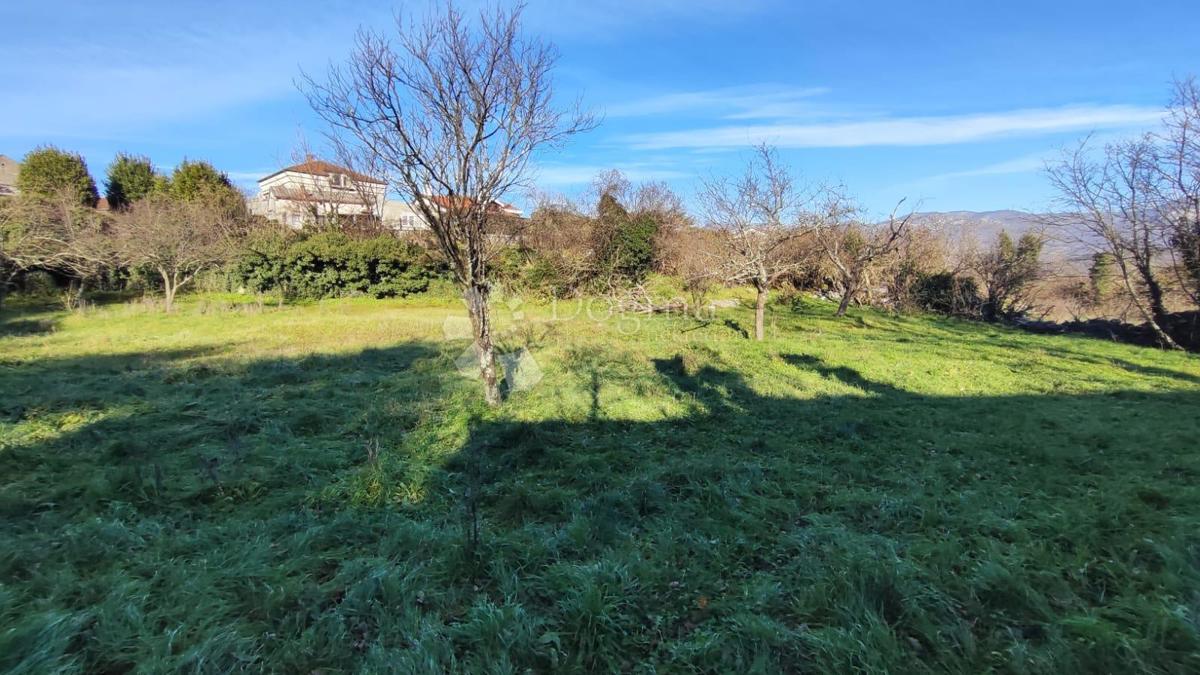 Zazidljivo zemljišče Jelenje, 655m2