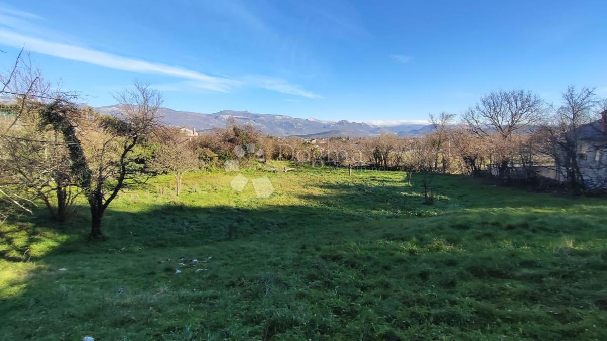 Zazidljivo zemljišče Jelenje, 655m2