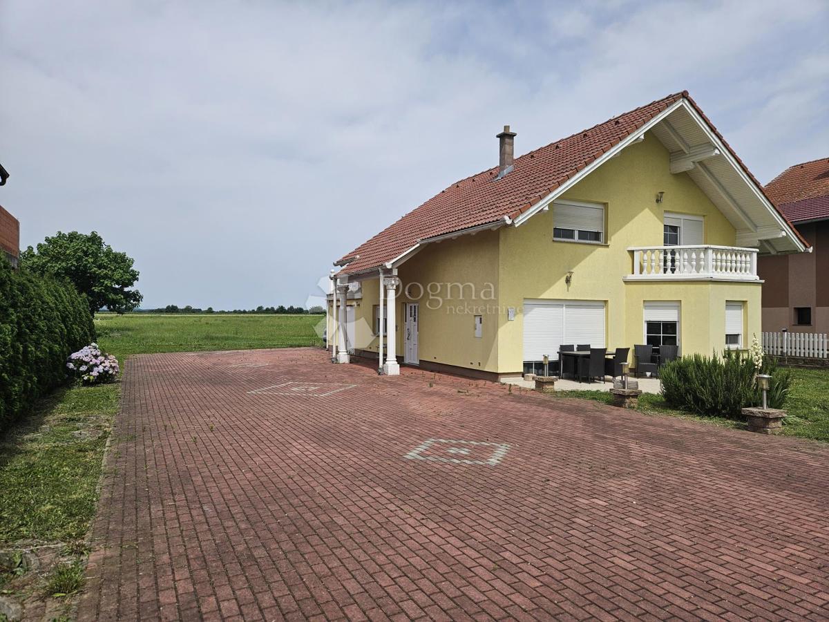 Hiša Majerje, Petrijanec, 176m2