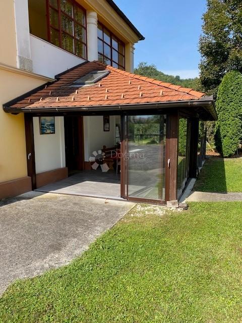 Hiša Razvor, Kumrovec, 240m2