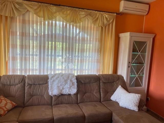 Hiša Razvor, Kumrovec, 240m2