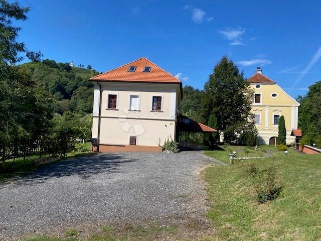 Hiša Razvor, Kumrovec, 240m2