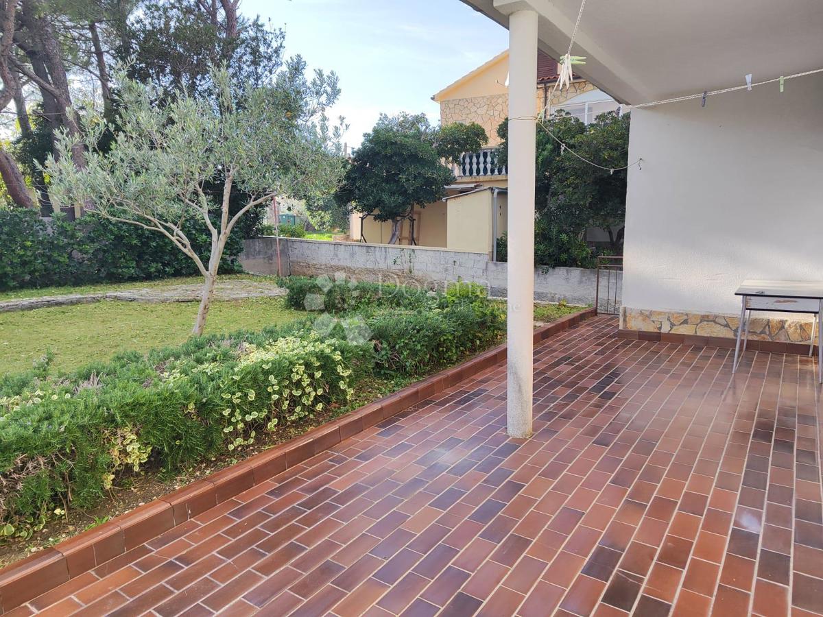 Hiša Zaton, Nin, 105m2