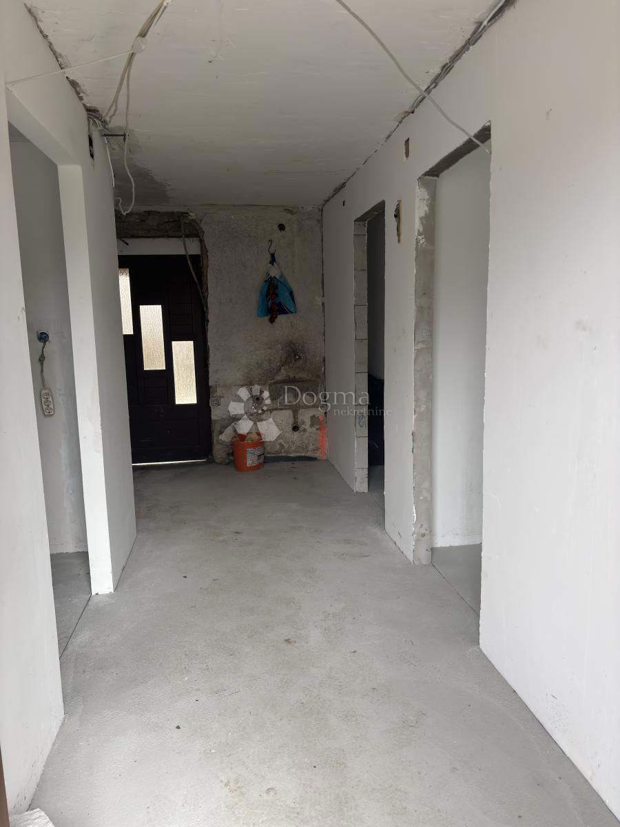 Hiša Benkovac Fužinski, Fužine, 115m2