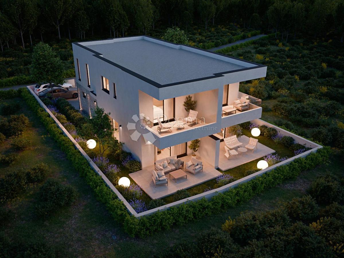 Hiša Brodarica, Šibenik - Okolica, 123,31m2