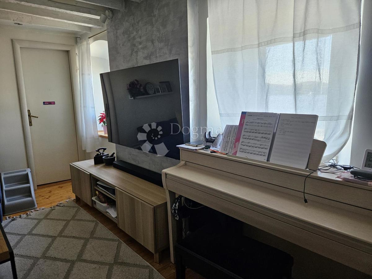 Stanovanje Dolac, Šibenik, 88m2