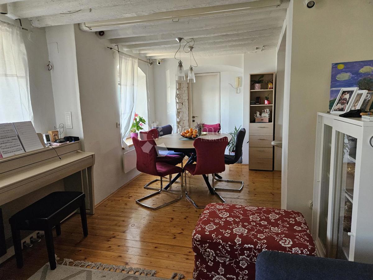 Stanovanje Dolac, Šibenik, 88m2