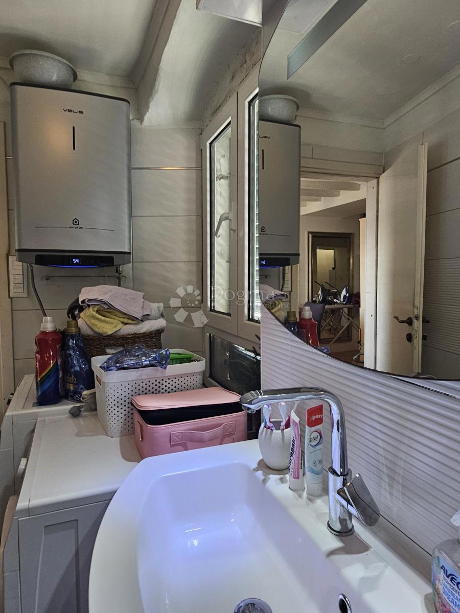 Stanovanje Dolac, Šibenik, 88m2