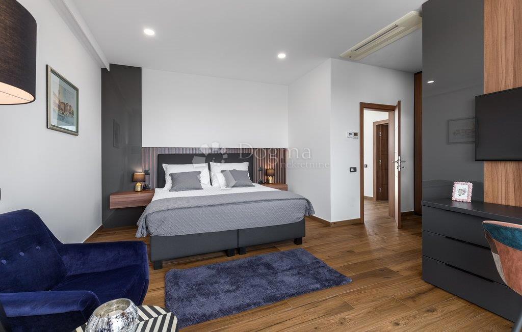 Hiša Fažana, 400m2