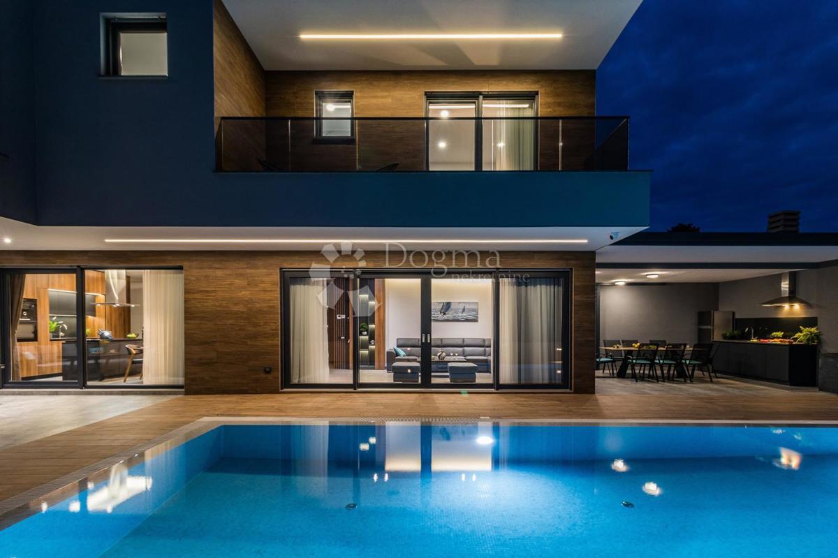 Hiša Fažana, 400m2