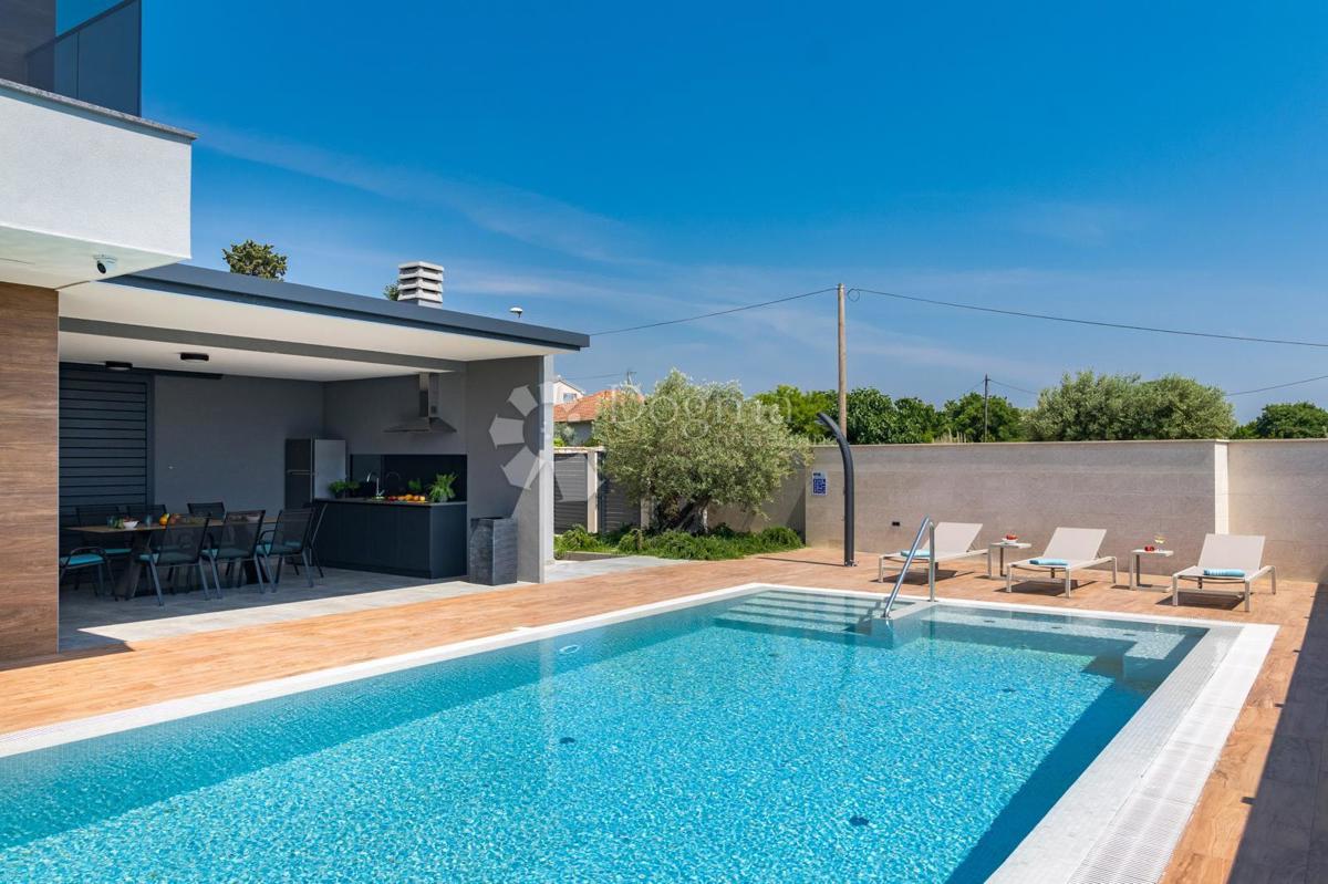 Hiša Fažana, 400m2