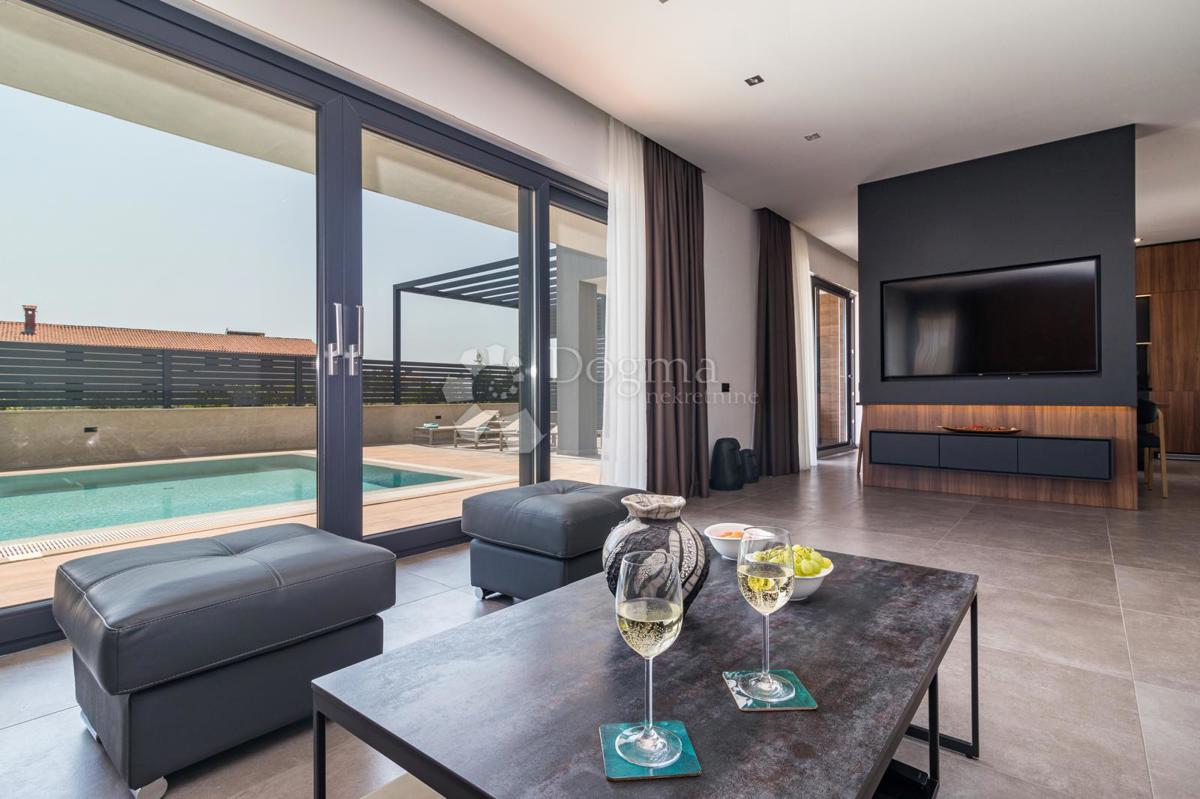 Hiša Fažana, 400m2