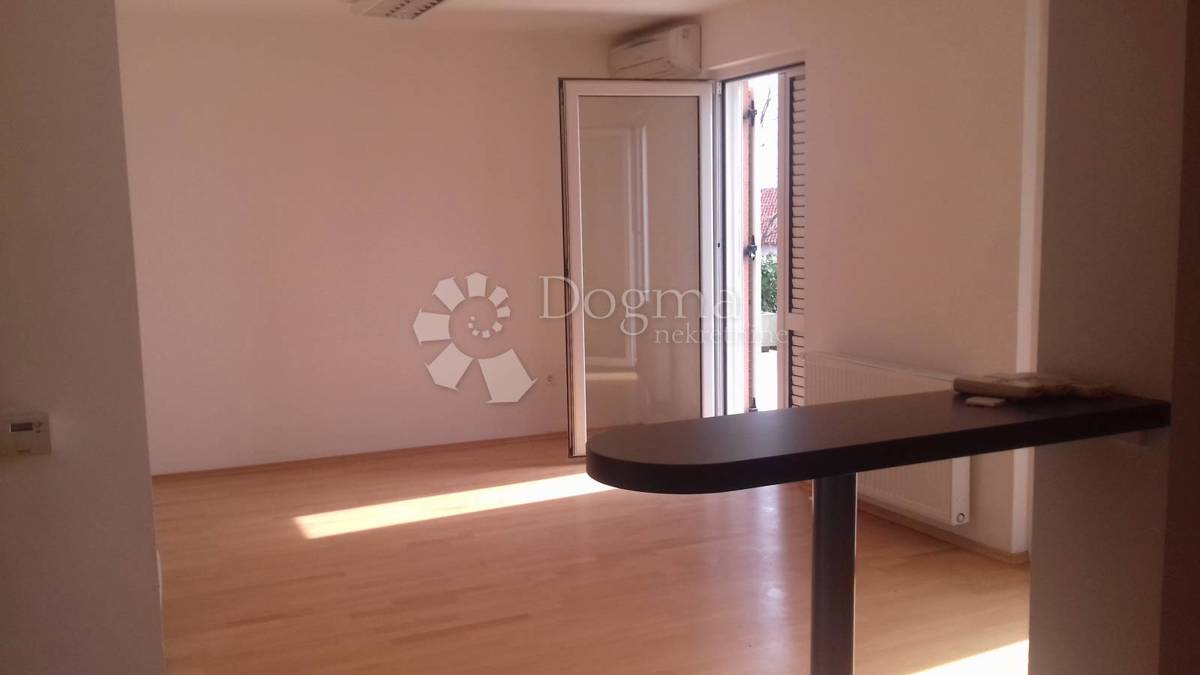 Stanovanje Zamet, Rijeka, 72m2